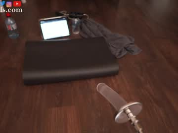 serareads's chat room