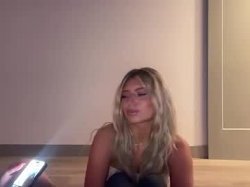 summerclarkee's chat room