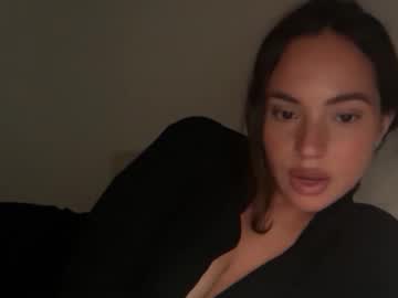 pollyyypocket's chat room