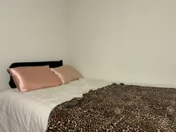 kendallmonroee's chat room