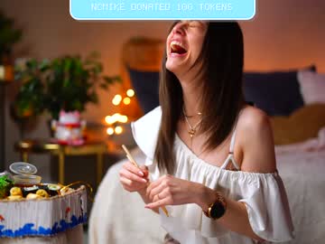 newchloe18's chat room