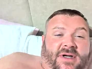 thedaddyest's chat room