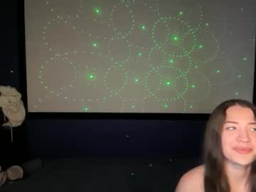 kendallmonroee's chat room