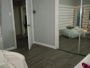 rosiebones's chat room