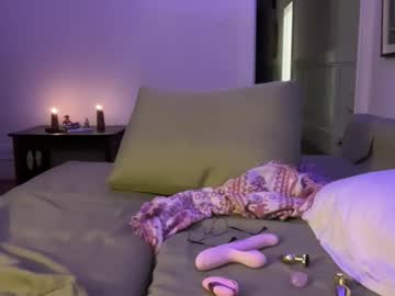 toro_luna's chat room