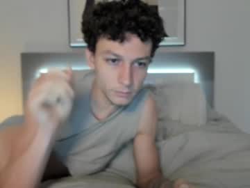 euphoric_vic_'s chat room