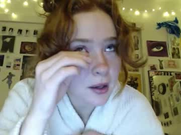 cypresskneez's chat room