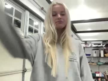 chloexbabe's chat room