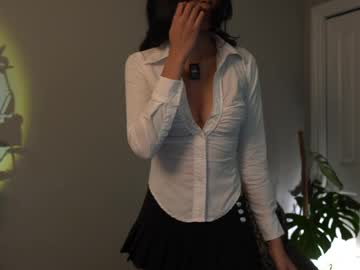 littlemiss_kira's chat room