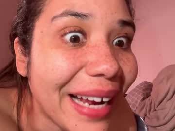 kissandcurrency's chat room