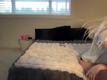 kenziesmithh's chat room