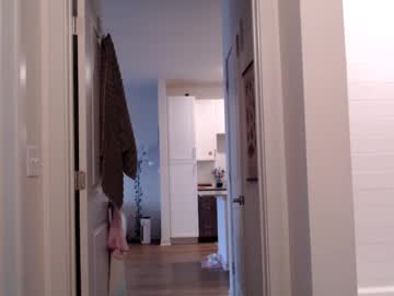 lilyyymonroee's chat room