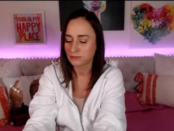 holihurricane's chat room