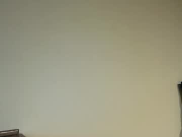 chloeros3e's chat room