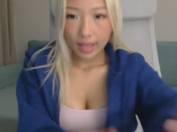 vivianwinters's chat room