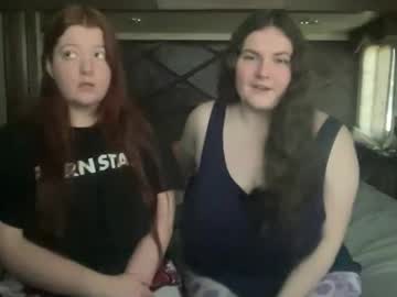 scarletttsinner's chat room