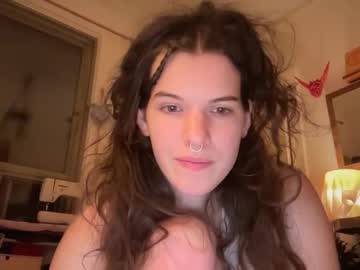 sky_lounge's chat room