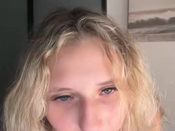 anyaa777's chat room