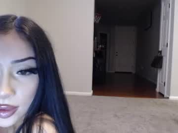 julianamamii's chat room