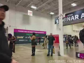 laurenphillips's chat room