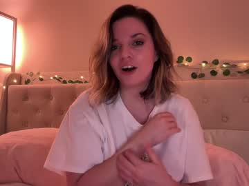 kitatochips's chat room