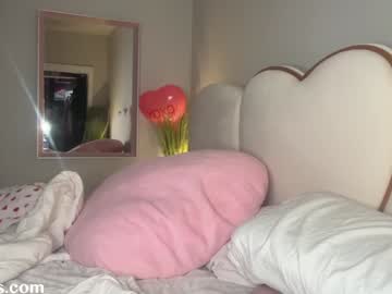 saraloverays's chat room