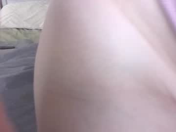 touch_my_allie's chat room