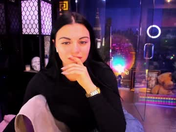 alma_pearl's chat room