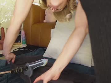 taylor_love_303's chat room