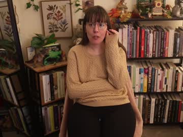 ellynaomi's chat room