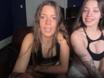 miamoorexo's chat room