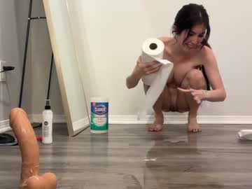 lilylustxoxo's chat room