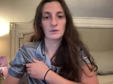 feralfairy4's chat room