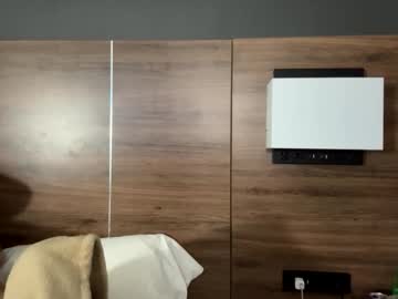 deepthroatqueen33's chat room