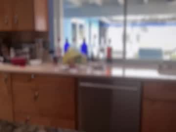 tastycupcake69's chat room