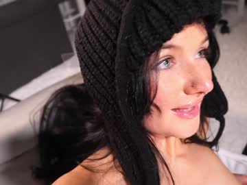 finleyfae's chat room