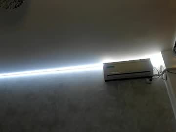 v_deville's chat room