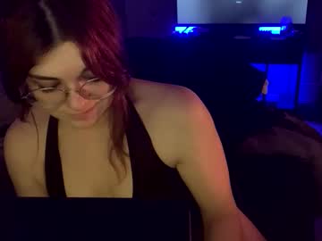 intothewoodswego's chat room