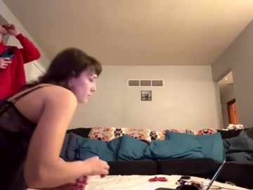 college_packing_8's chat room