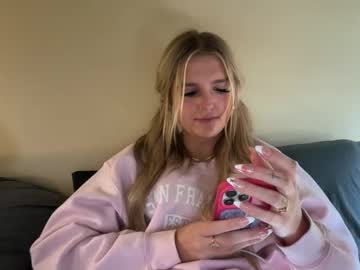 alyssastonee's chat room