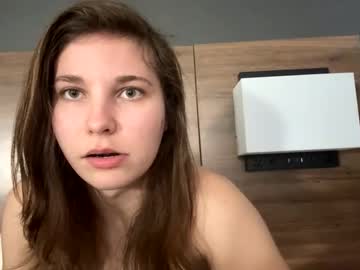 deepthroatqueen33's chat room