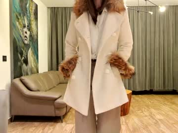 newchloe18's chat room