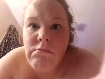 frecklesandsparky's chat room