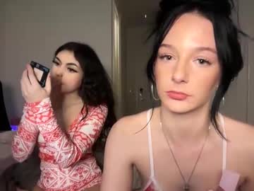 kendallmonroee's chat room