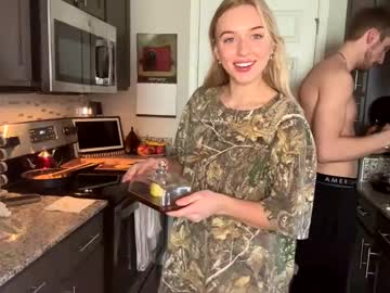 luv_birds's chat room