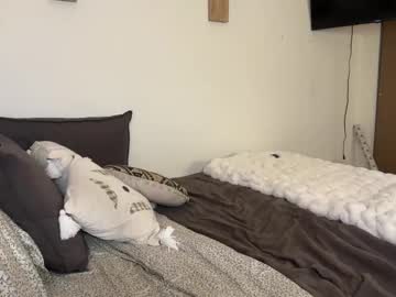 cami_calderon's chat room