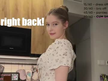 aileen__'s chat room