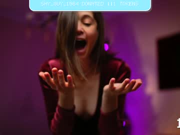 newchloe18's chat room