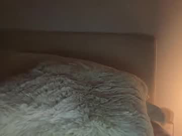 pollyyypocket's chat room