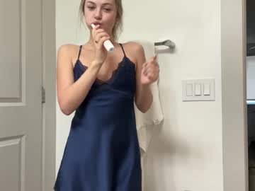 luvaimee's chat room